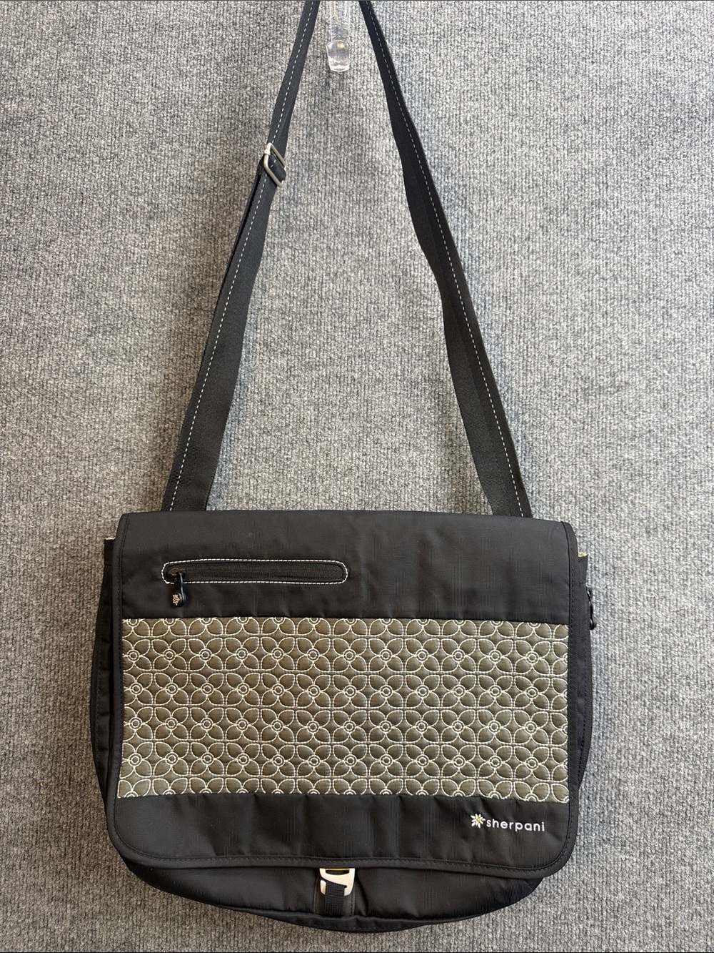 Sherpani Black and Olive Quilted Flap Messenger Bag - Very Nice!